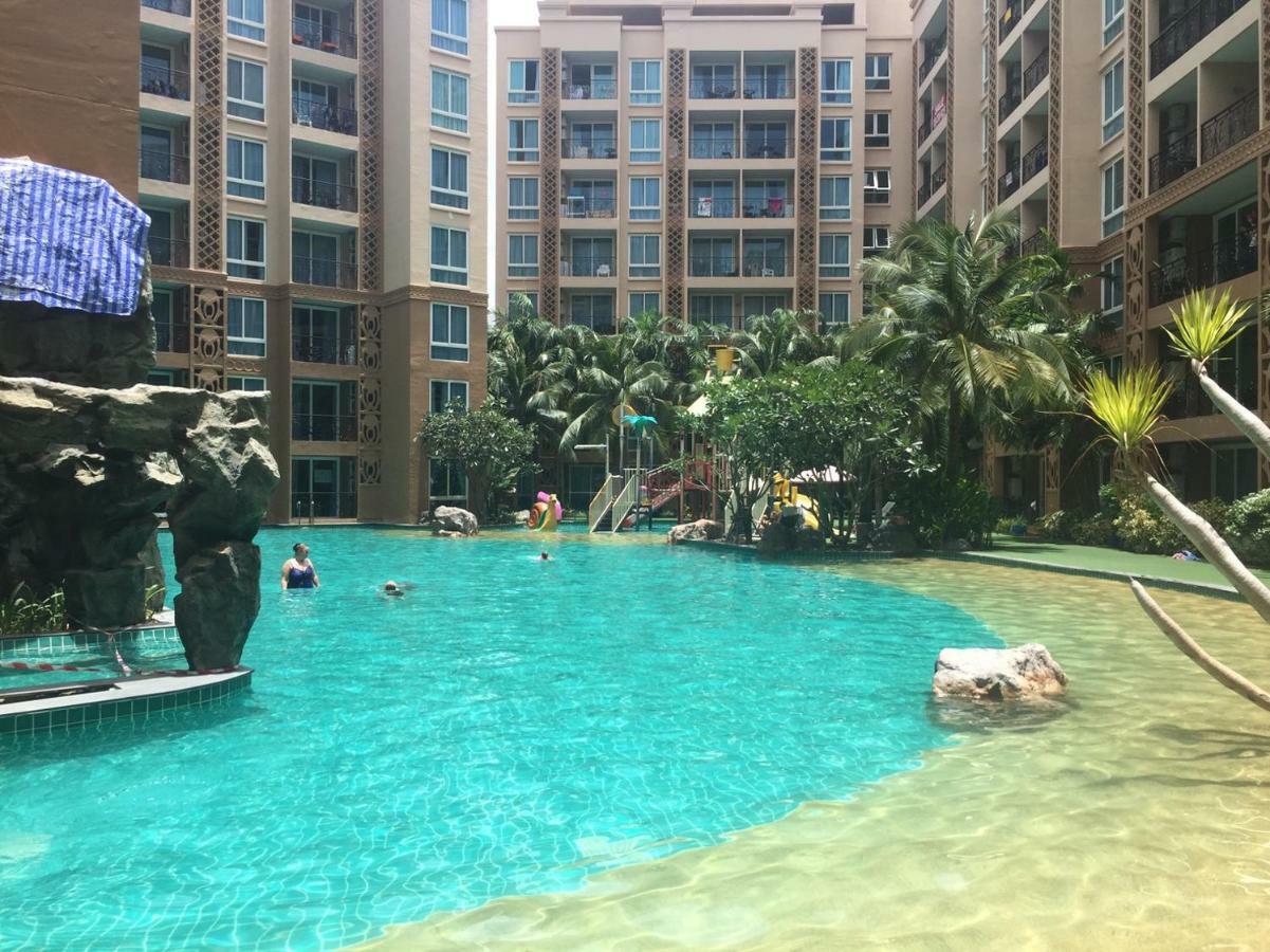 Atlantis Condo Resort Jomtien エクステリア 写真